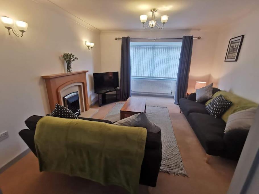 Twyngaer, A Spacious 3 Bedroom Bungalow Sleeps 5 ナイトン エクステリア 写真